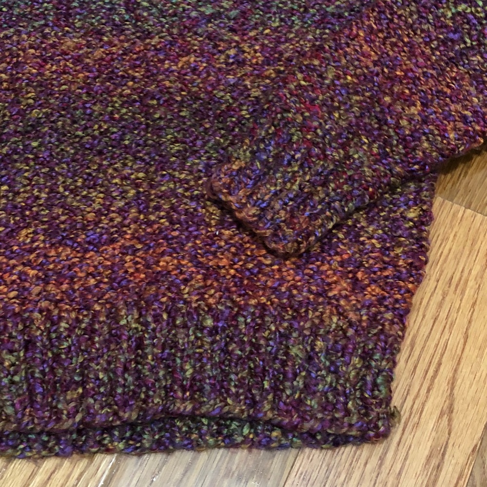 Cropped Sweater - Picture 4 of 4